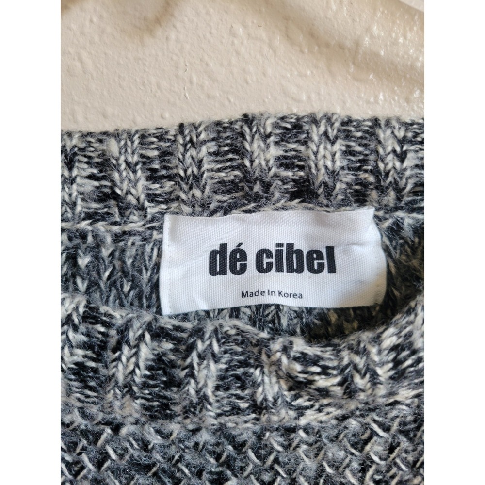 DeCibel Women's Short Sleeves Knit Sweater Gray - Picture 3 of 12